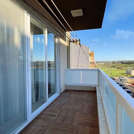 Modern Apartment In Marsaskala Exteriör bild