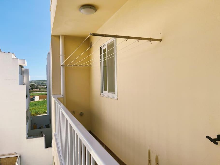 Modern Apartment In Marsaskala Exteriör bild